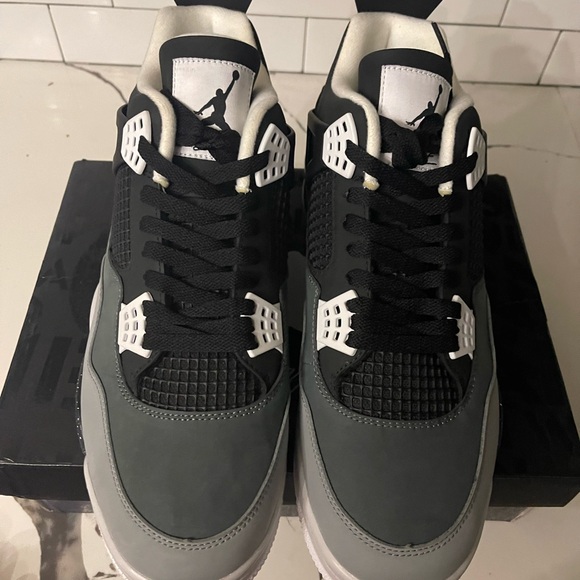 Men’s Jordan Retro 4 Fear Size 14. - Picture 5 of 8